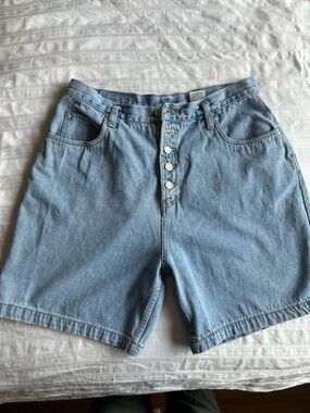 Vintage Jordache High Rise Button Fly Denim Shorts - Sz 13/33